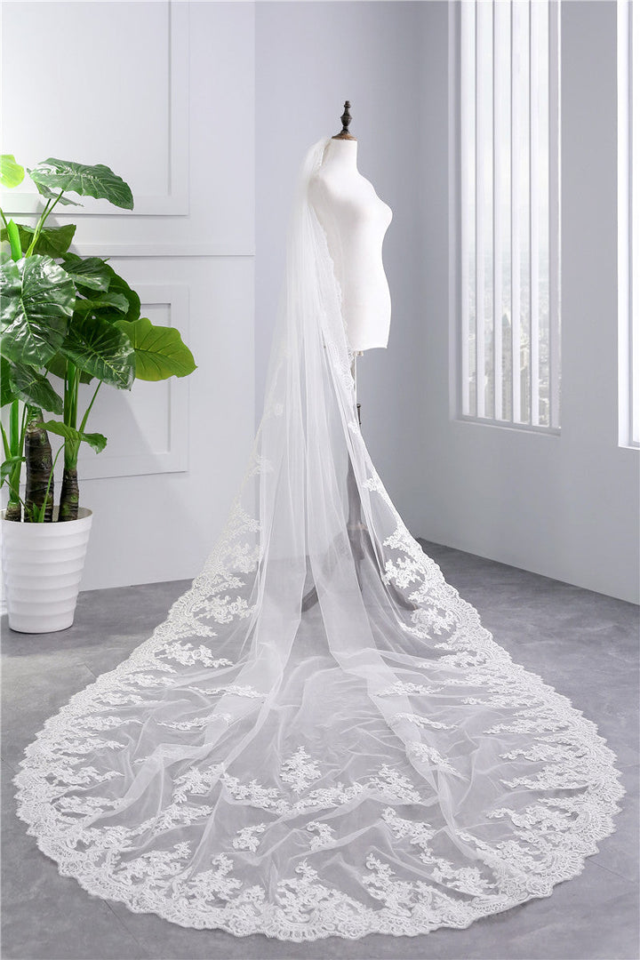 Voile de Mariée en Dentelle à Un Niveau avec Appliques