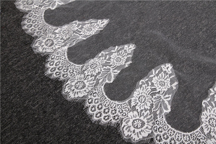 Voiles de Mariage D'Église Longs en Dentelle à Un Niveau avec Appliques