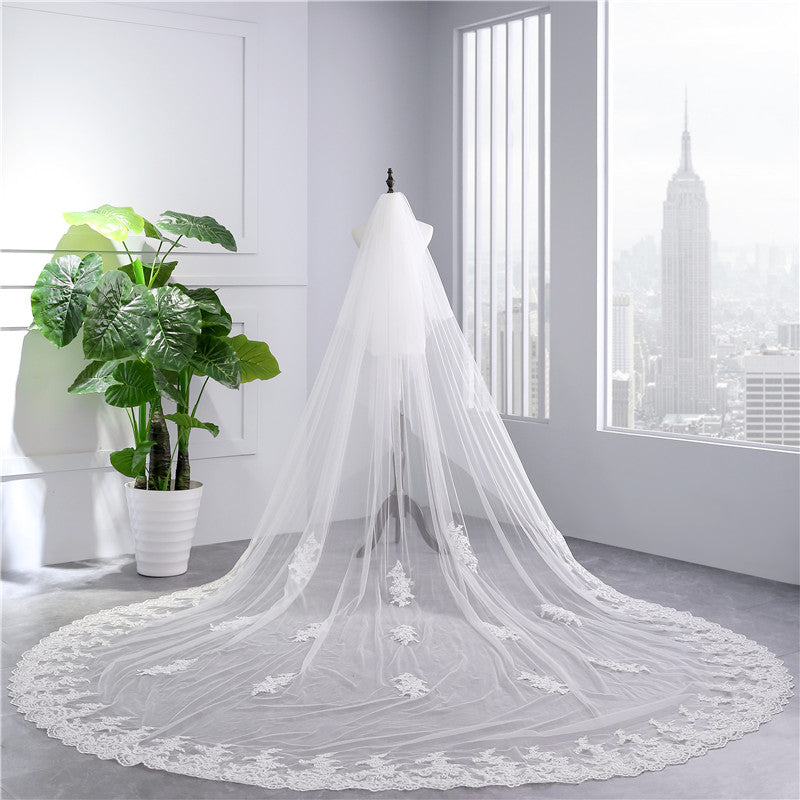 Voile de Mariée en Dentelle Ultra Large à Deux Niveaux avec Appliques
