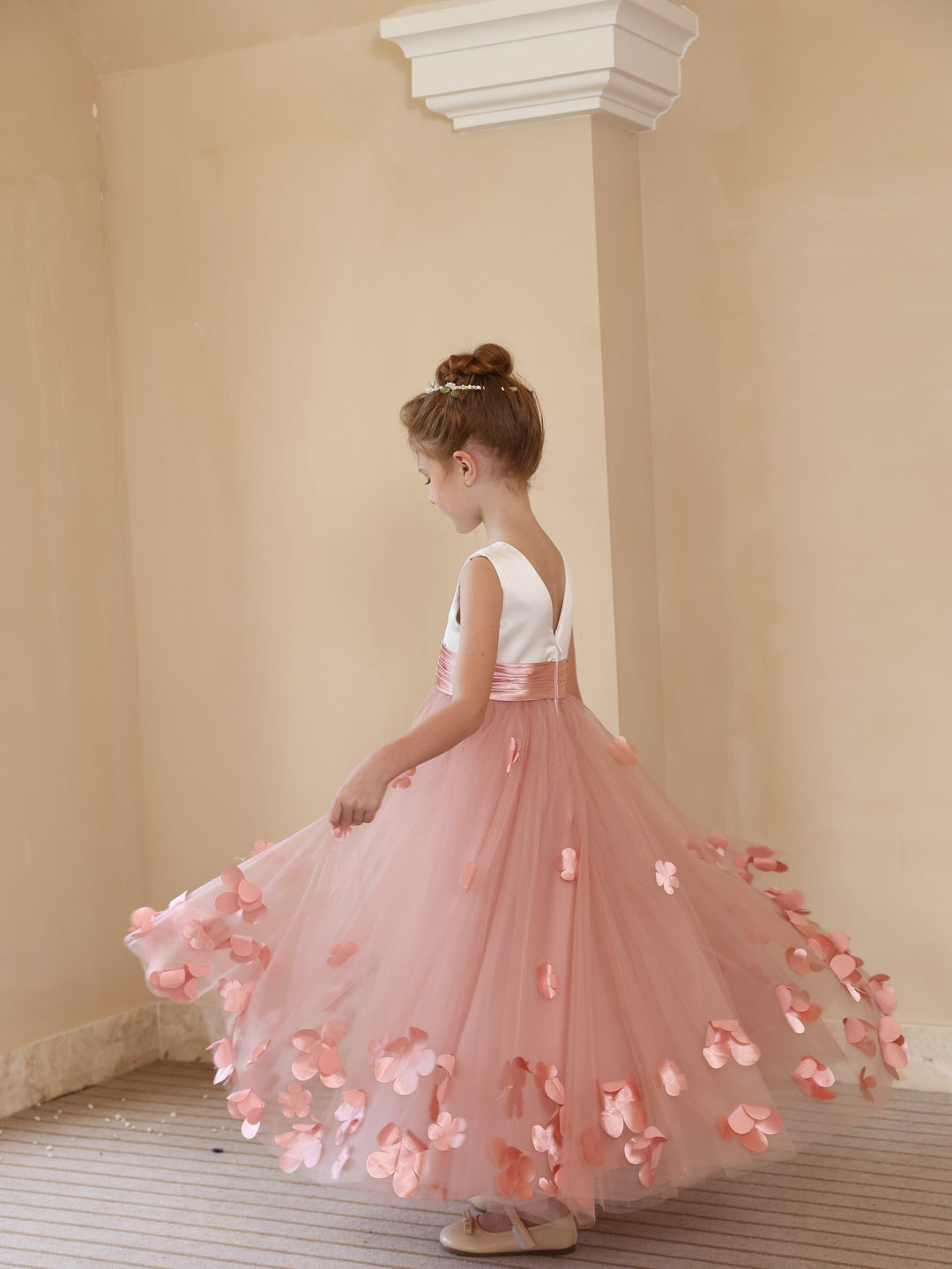 Robe de Bal en Satin Tulle à Encolure Dégagée Sans Manches Longueur Cheville Robes de Demoiselle D'Honneur avec Fleur