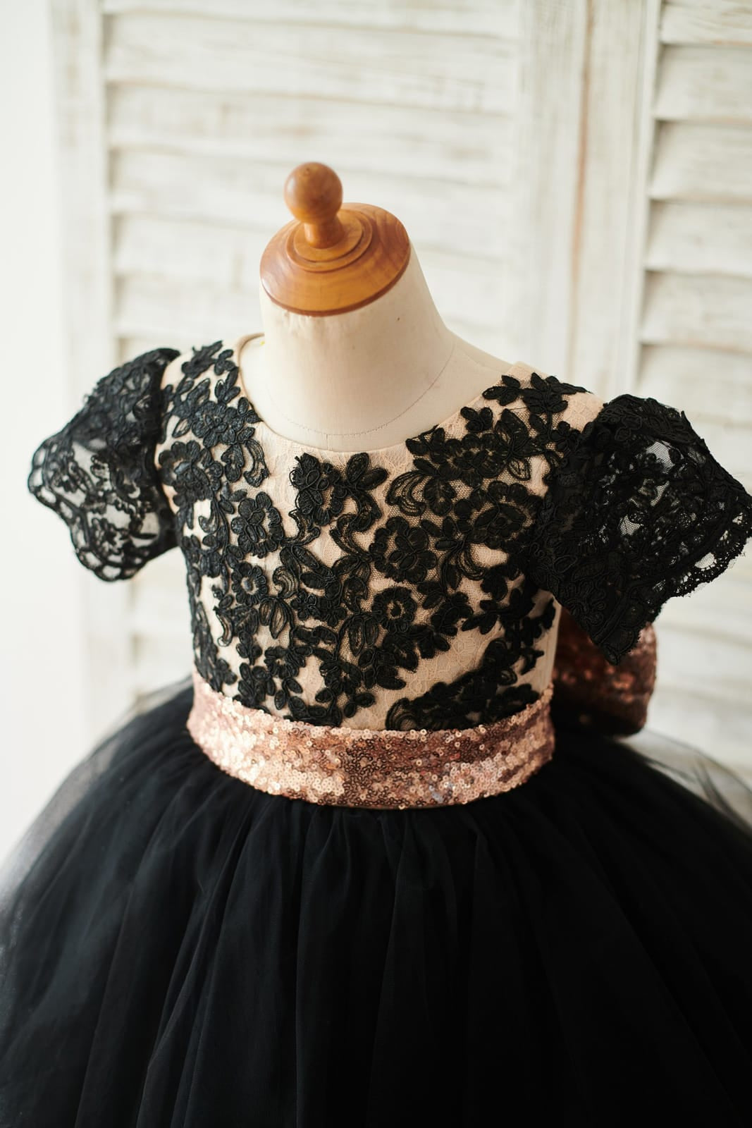 Robe Élégante Noire en Dentelle et Tulle Pailleté Jusqu'Aux Genoux pour Fille