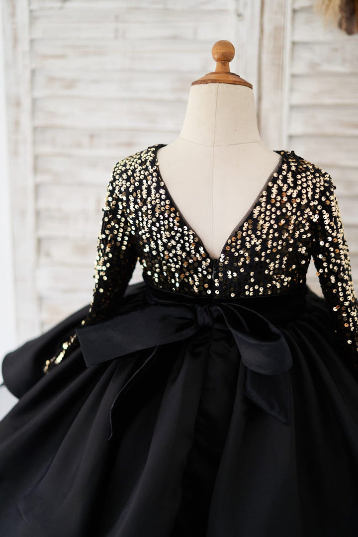 Robe Noire à Paillettes Jusqu'Aux Genoux