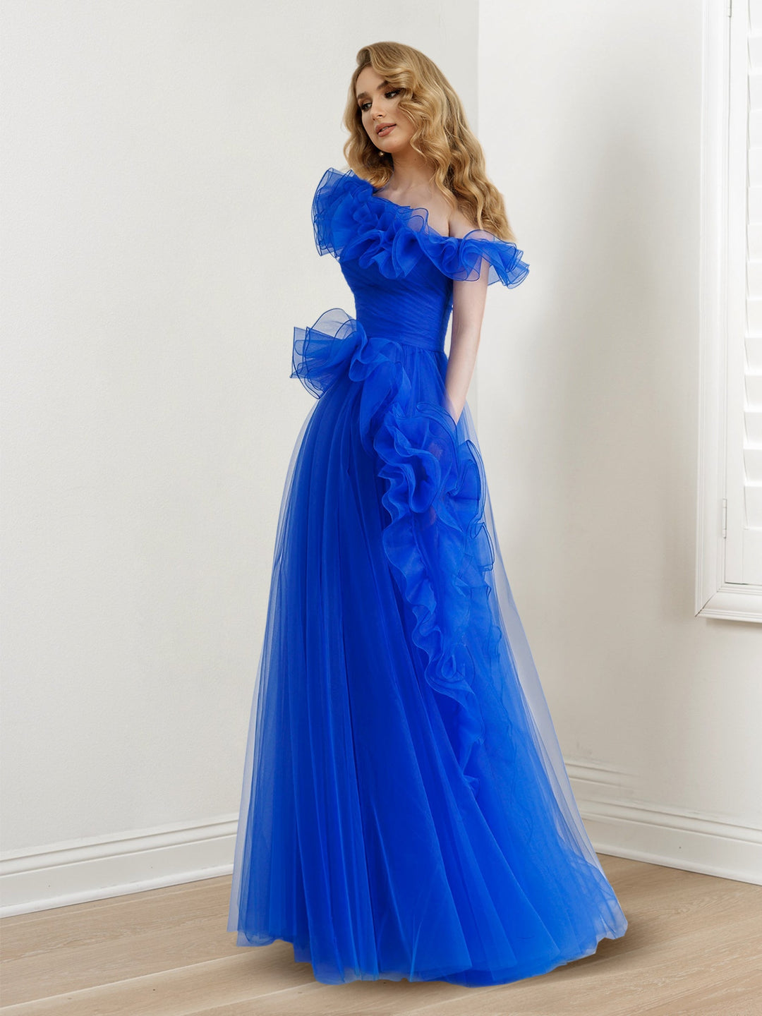 Robe de Bal Longue à Volants, Coupe A-Line/Princess, Asymétrique, Sans Manches, Longueur Au Sol