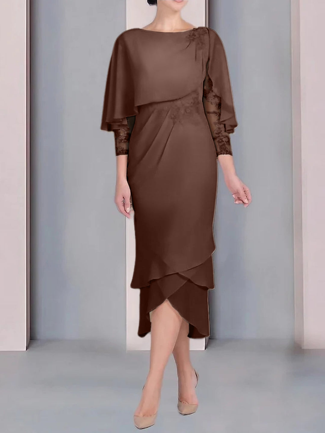 Robe de Mère de la Mariée Fourreau/Colonne à Manches Courtes et Longueur Thé avec Appliques et Dentelle