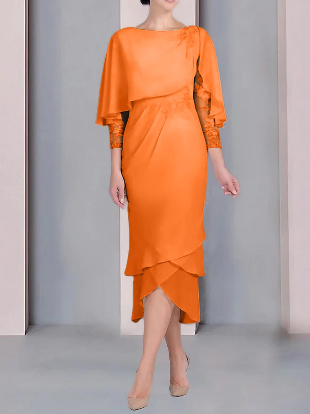 Robe de Mère de la Mariée Fourreau/Colonne à Manches Courtes et Longueur Thé avec Appliques et Dentelle