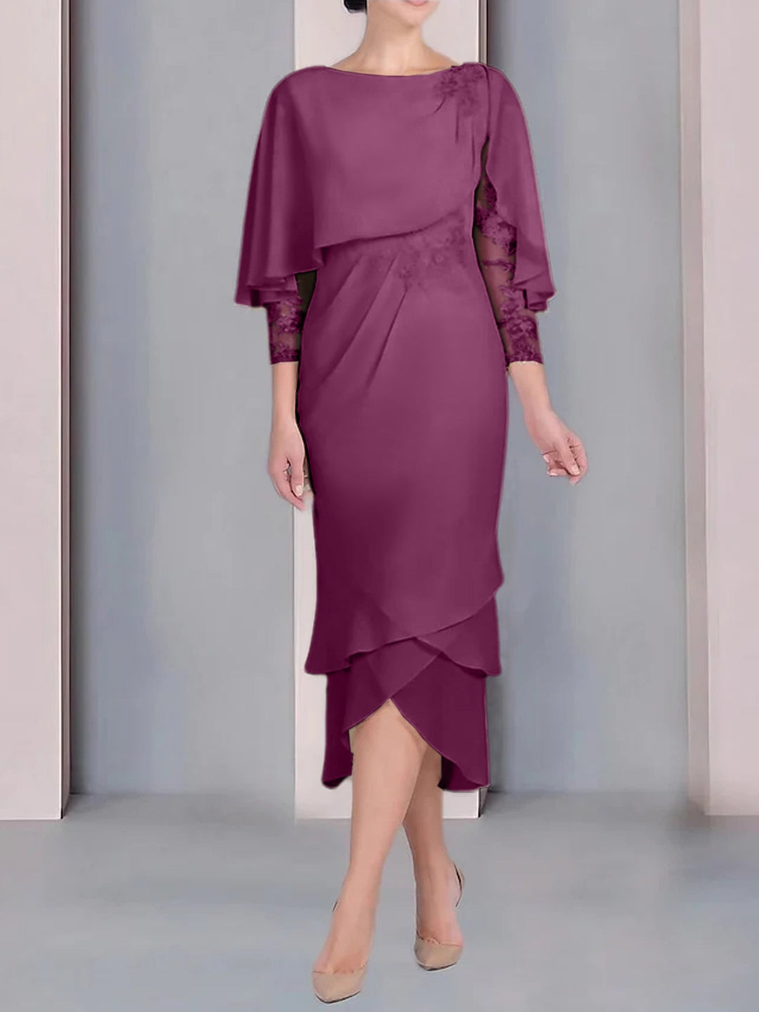 Robe de Mère de la Mariée Fourreau/Colonne à Manches Courtes et Longueur Thé avec Appliques et Dentelle