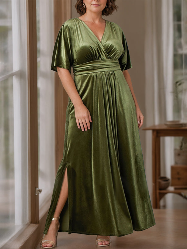 Robe de Mère de la Mariée en Velours Grande Taille, Coupe A-Line/Princess, Col en V, Manches Mi-Longues, Longueur Au Sol, avec Volants