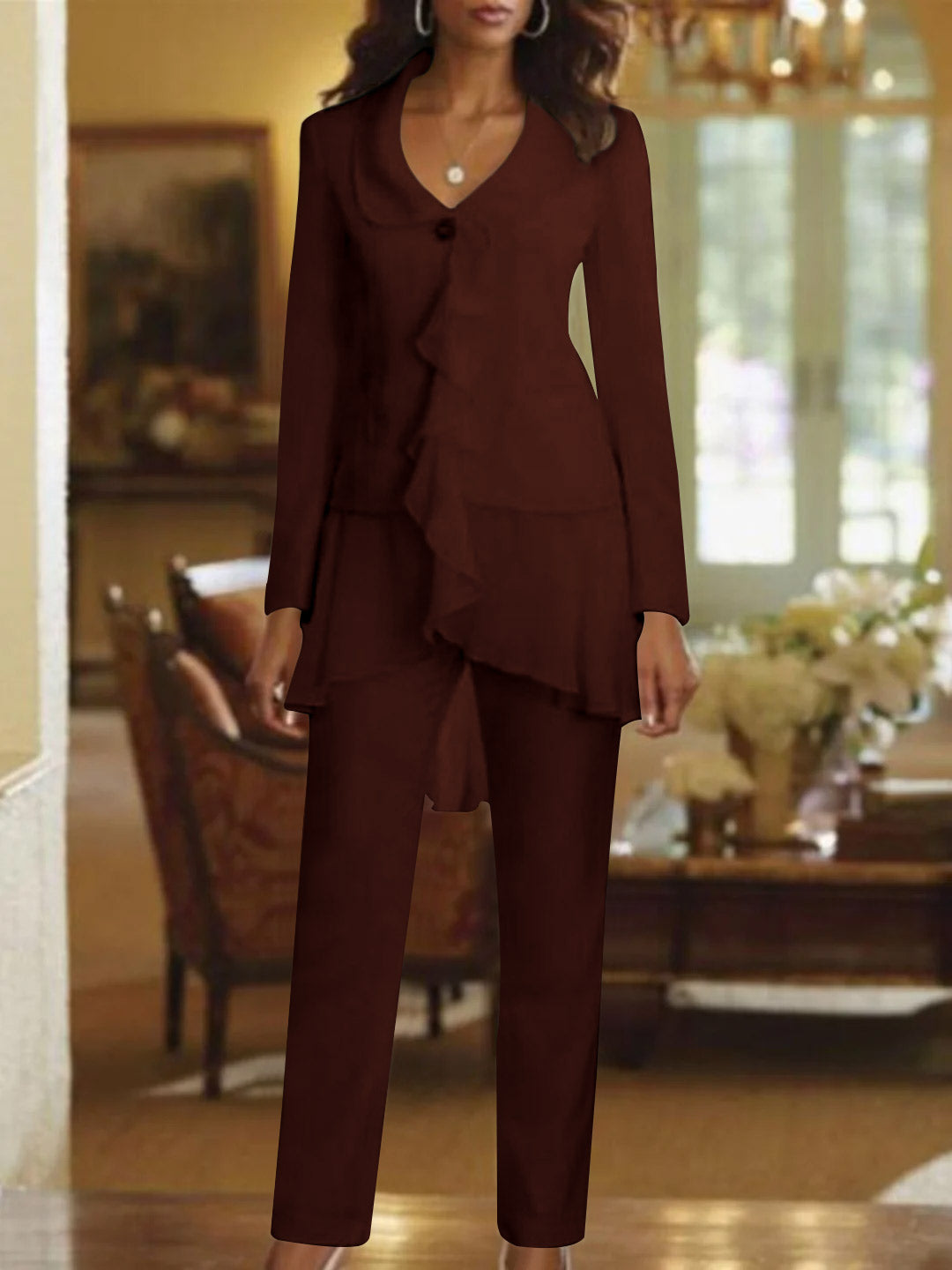 Tailleur-Pantalon Blanc à Col en V et Manches Longues pour Mère de la Mariée avec Volants