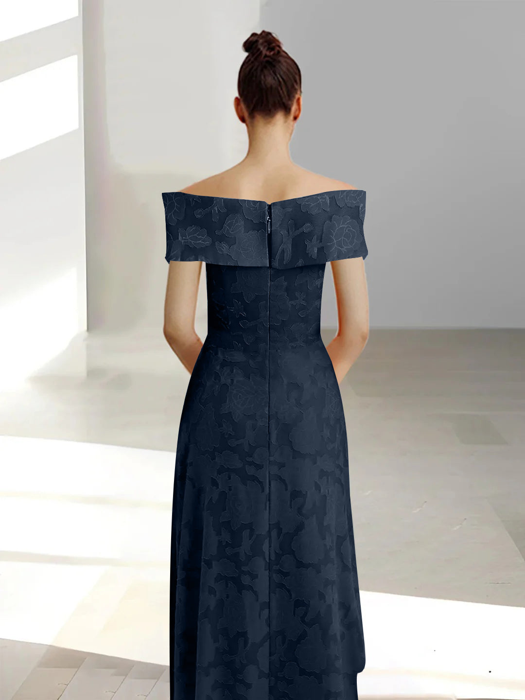 Ligne A/Princesse Hors de l'Épaule Sans Manches Longueur de La Cheville Rose Dentelle Appliqué Robes Mère de La Mariée avec Poches