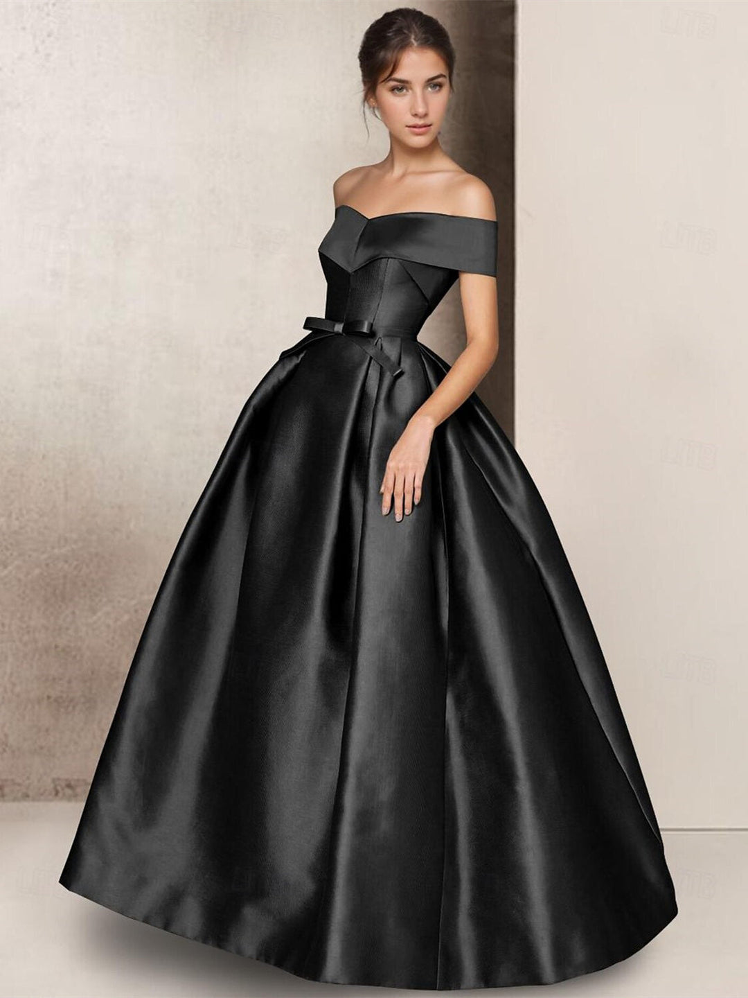 Robe de Mère de la Mariée Coupe A-Line Sans Bretelles, Manches Courtes, Longueur Au Sol, en Satin avec Nœud(S)