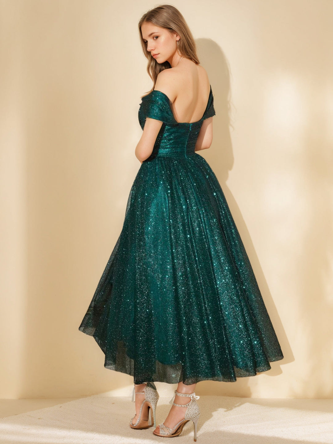 Robe de Cocktail de Bal à Paillettes, Coupe A-Line/Princesse, Décolleté en Cœur, Épaules Dénudées, Sans Manches, Longueur Thé