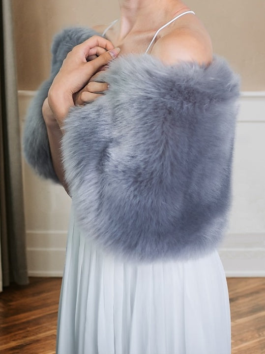 Châles/Enveloppes Sans Manches pour Invités de Mariage pour Femmes avec Couleur Unie