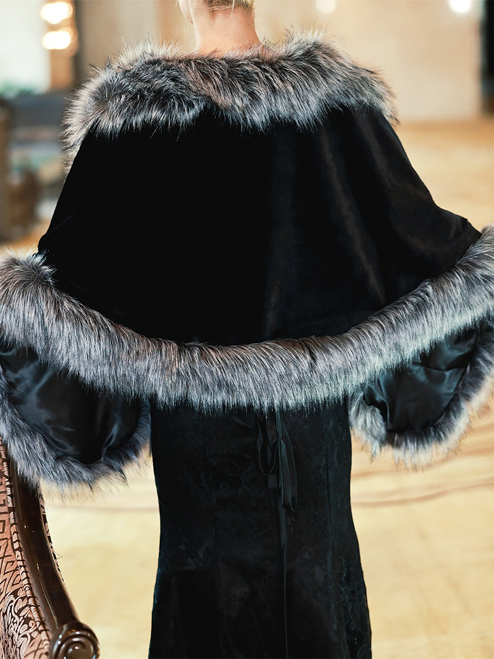 Écharpe Élégante pour Femme, Garde Au Chaud, Sans Manches, en Térylène, avec Plumes/Fourrure, pour Mariage, Automne et Hiver