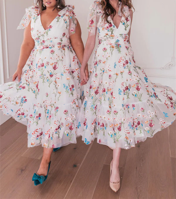 Robe de Soirée Formelle à Fleurs, Coupe A-Line/Princesse, Col en V, Manches Courtes, Motif Floral