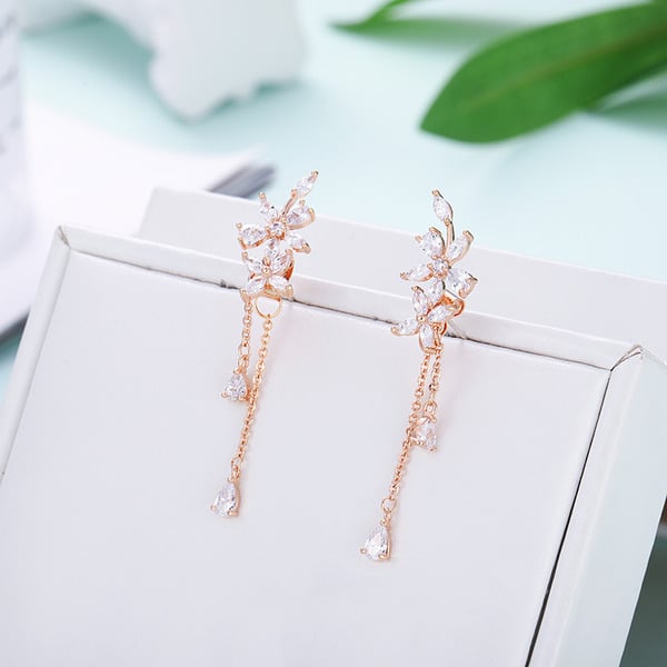Boucles D'Oreilles Pendantes Charmantes avec Strass et Pompons