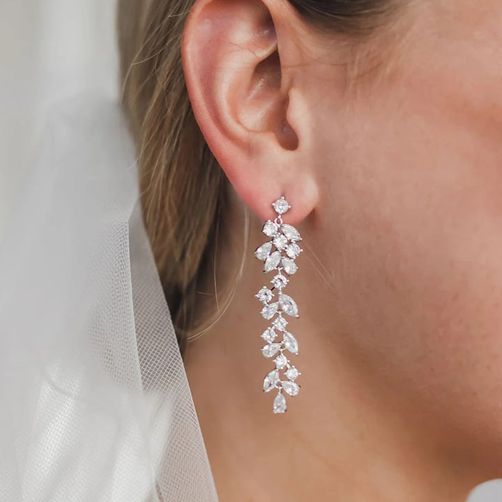 Boucles D'Oreilles Pendantes Ovales Classiques en Strass