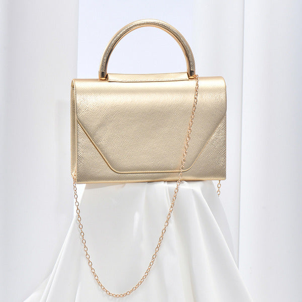 Pochettes Classiques Délicates et Jolies