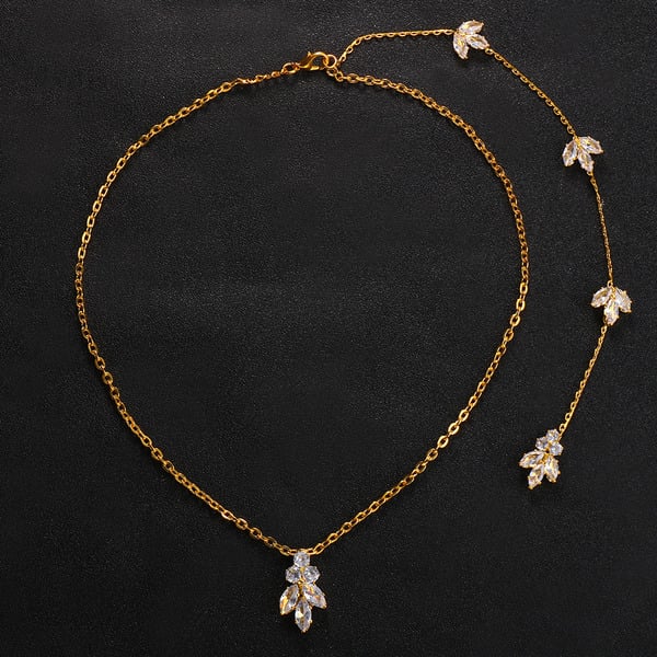 Colliers Élégants avec Strass Au Dos