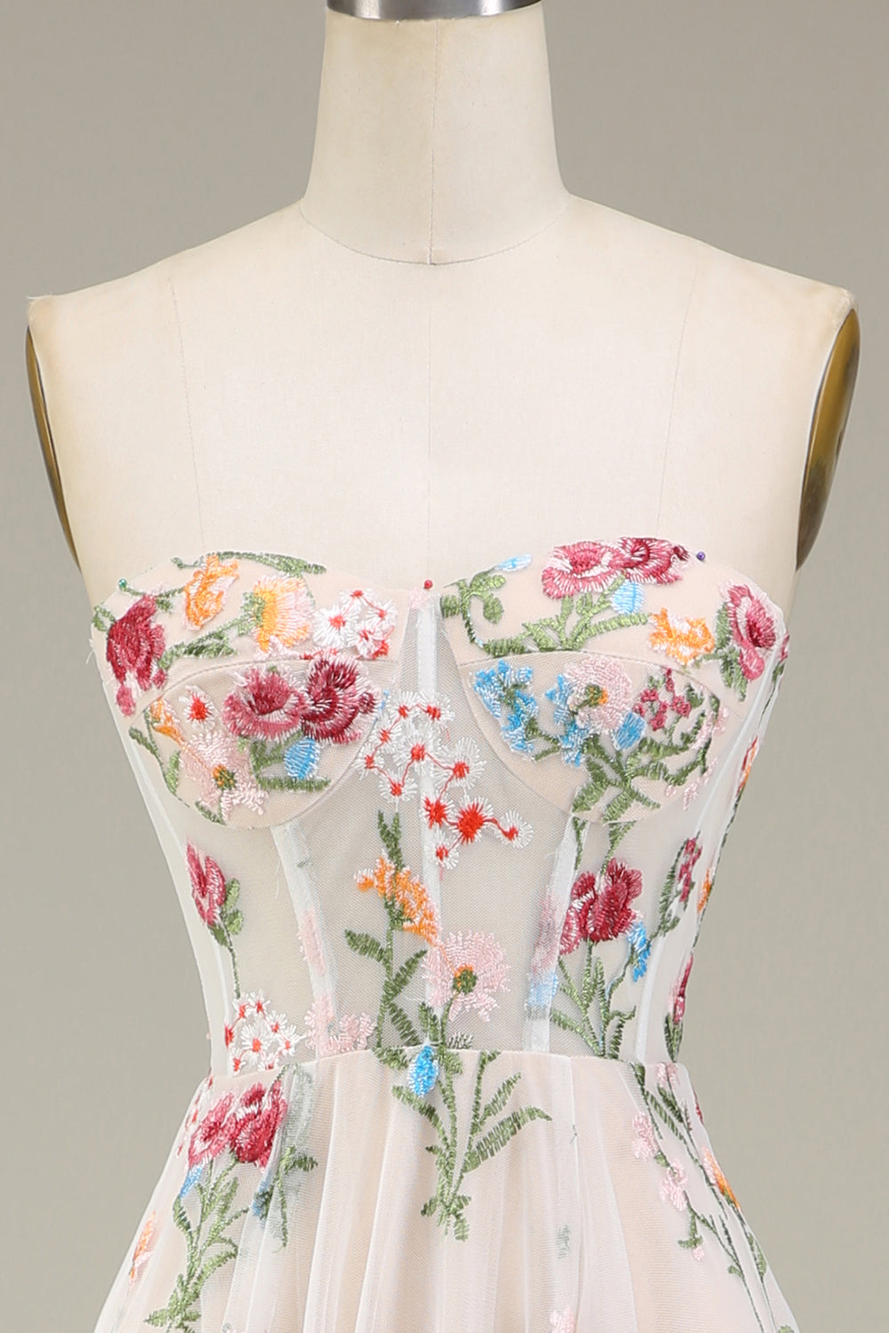 Robe de Soirée Trapèze/Princesse à Fleurs, Sans Bretelles, Longueur Au Sol, avec Broderies