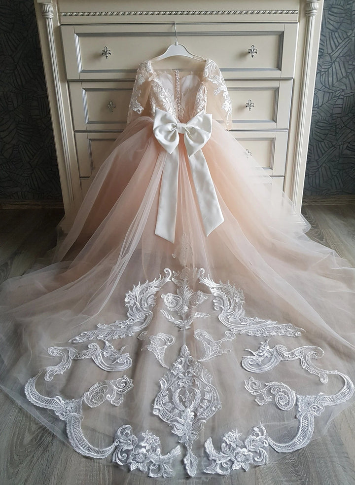 Robe de Demoiselle D'Honneur en Tulle à Col Transparent et Coupe A-Line/Princess avec Appliques et Nœud
