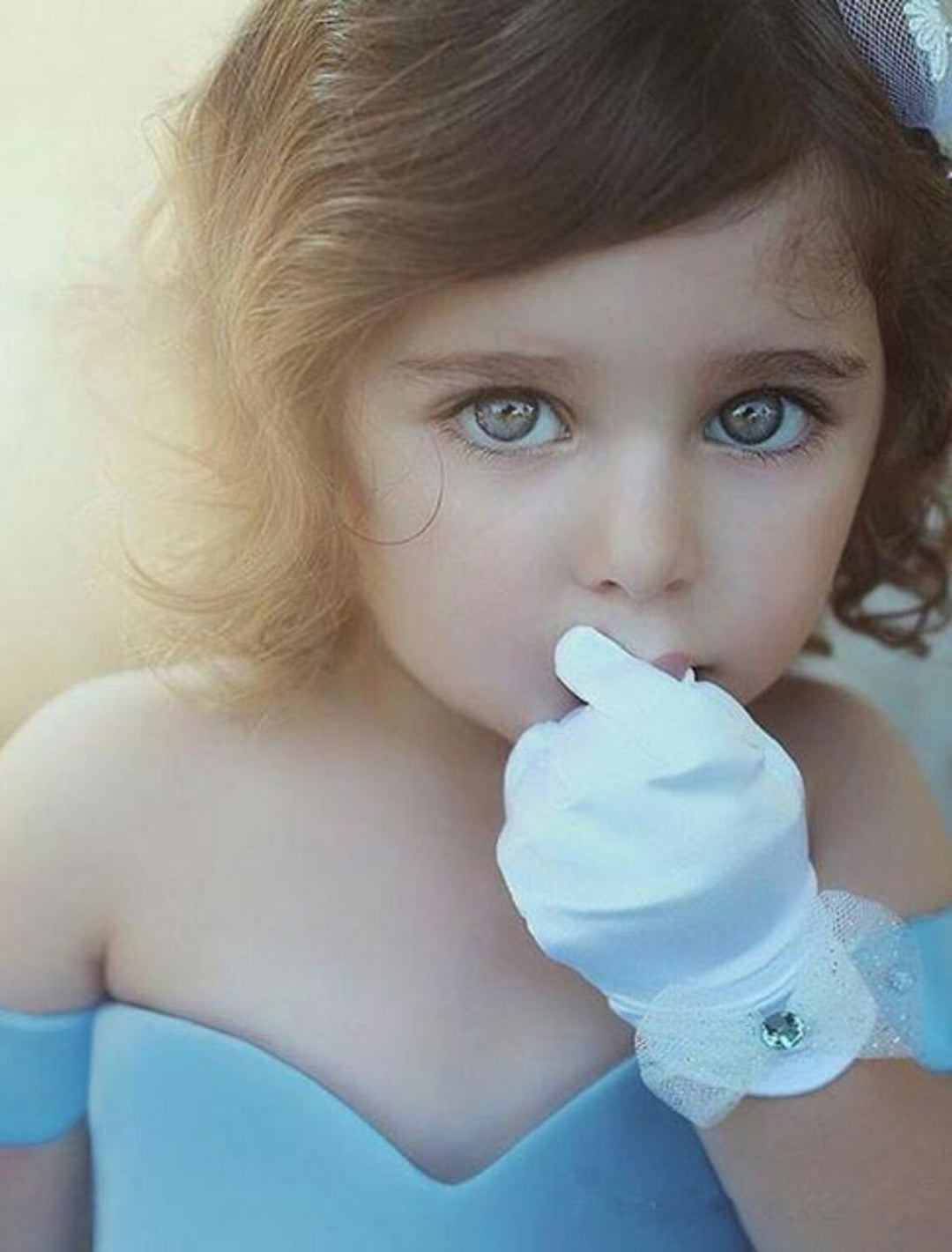 Robe de Petite Fille en Satin à Épaules Dénudées, Coupe A-Line/Princess, avec Nœud