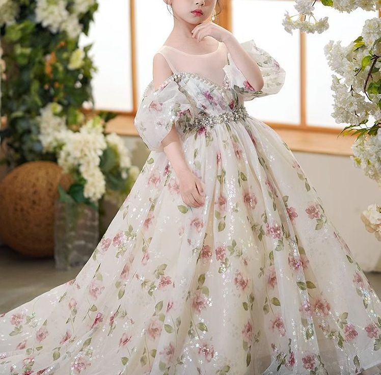 Robe de Soirée Princesse à Épaules Dénudées avec Ceinture en Strass et Traîne