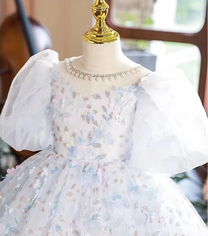 Robe de Soirée Princesse à Manches Courtes pour Fille avec Appliques de Fleurs en Cristal