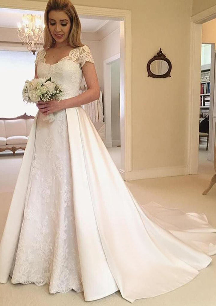 Robe de Mariée en Dentelle Coupe A-Line/Princesse, Col en V, Longueur Au Sol