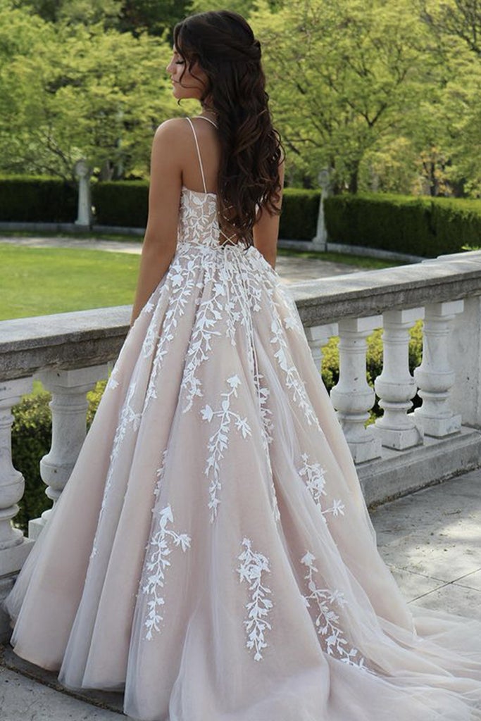 Robe de Mariée en Dentelle à Bretelles Spaghetti et Longueur Au Sol