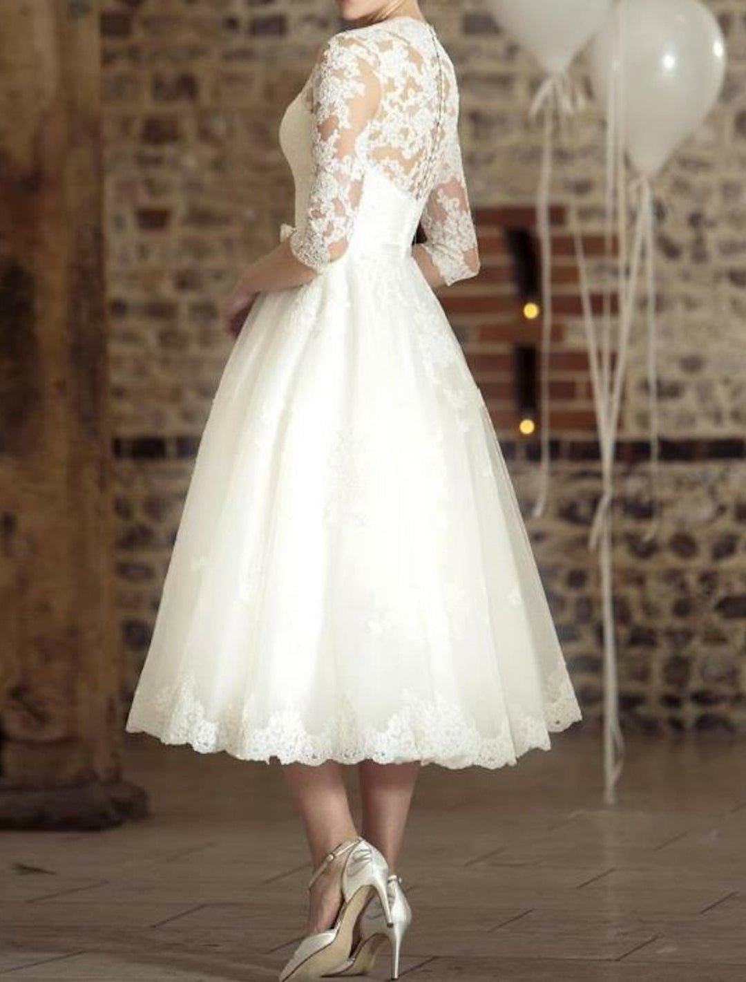 Robe de Mariée en Dentelle Coupe A-Line/Princess à Col en V et Longueur Thé