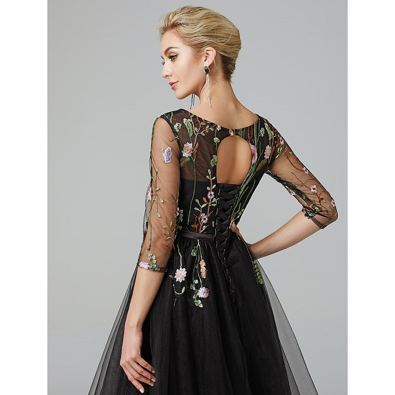 Robe de Mariée Trapèze/Princesse à Col Illusion et Manches Courtes, Longueur Genou, avec Appliques Brodées