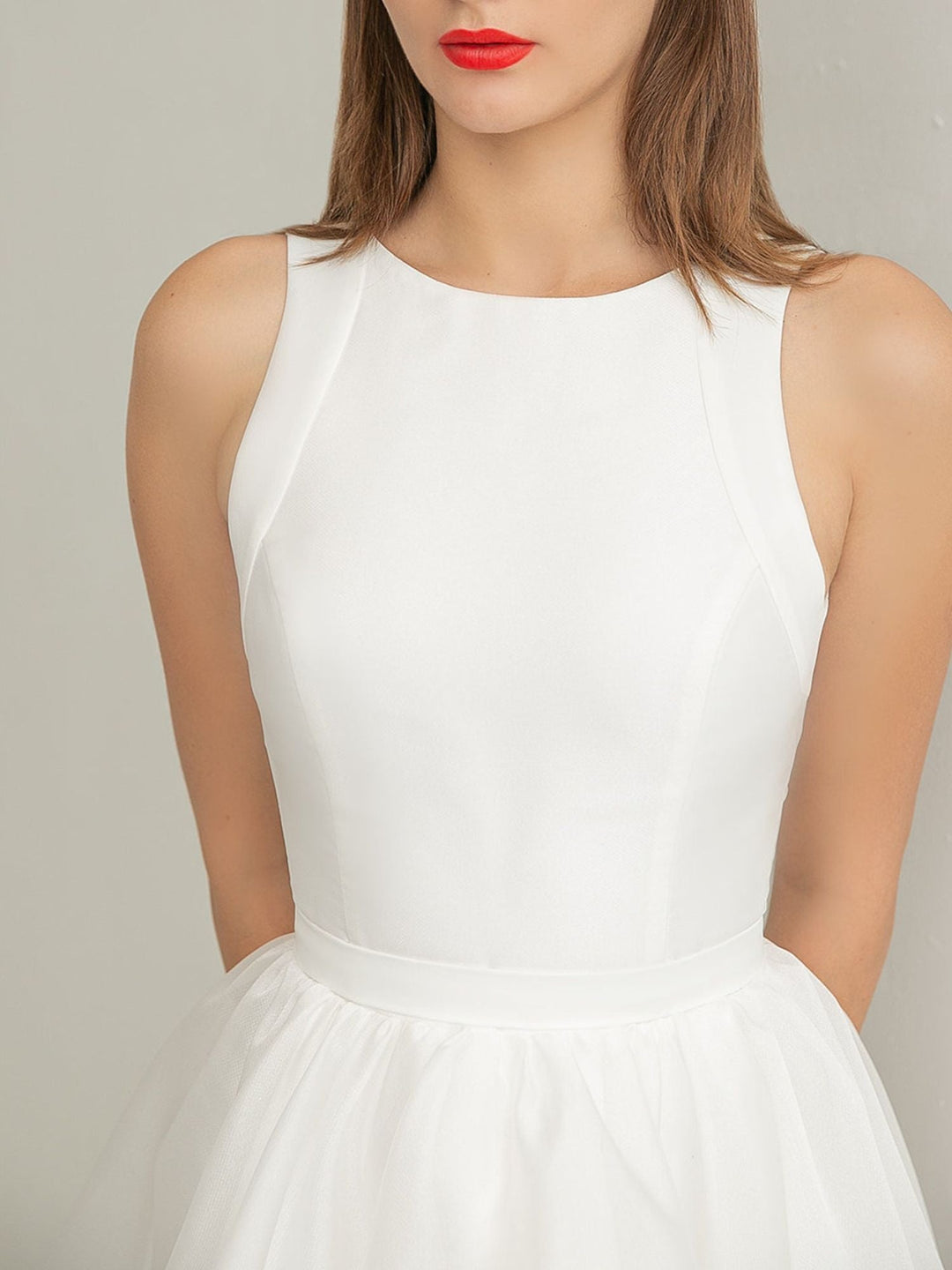 Robe de Mariée Courte à Manches Longues et Col Rond, Coupe A-Line/Princesse