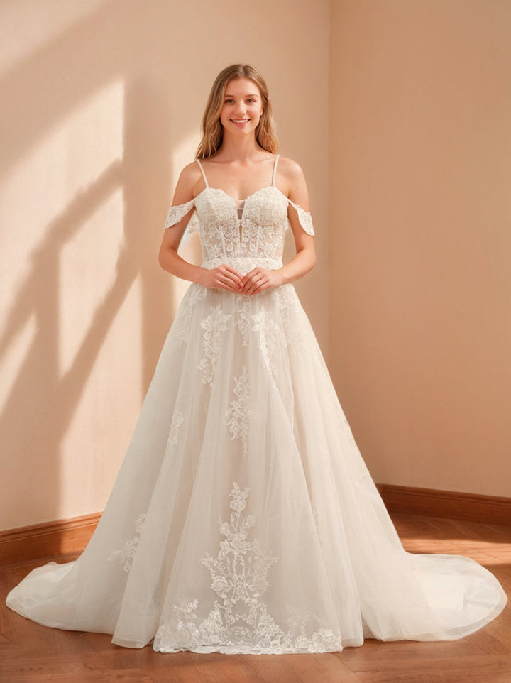 Robe de Mariée Longue en Tulle Sans Manches à Épaules Dénudées avec Appliques en Dentelle