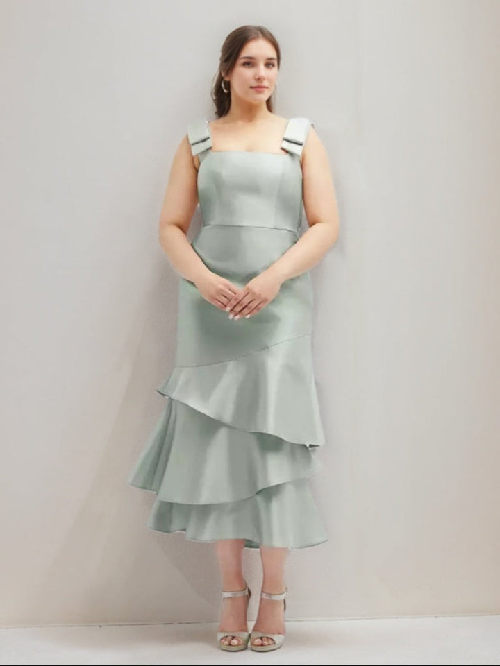 Ligne A/Princesse Carré Encolure Longueur de Thé Robes d'Invité de Mariage avec Froufrous & Noeud Papillon Les Bretelles