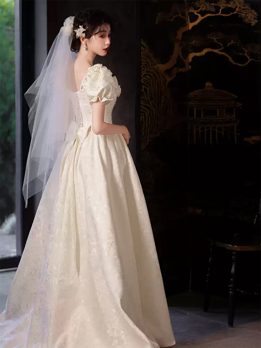 Ligne A/Princesse Bretelles Spaghetti Puff Sleeves Robes de Mariée avec Broderie & 3D Fleurs & Dentelle-up & Perles & Dentelle