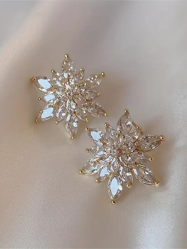 Boucles D'Oreilles à Tige pour Femme en Forme de Fleur Classique pour Mariage, Travail, Quotidien