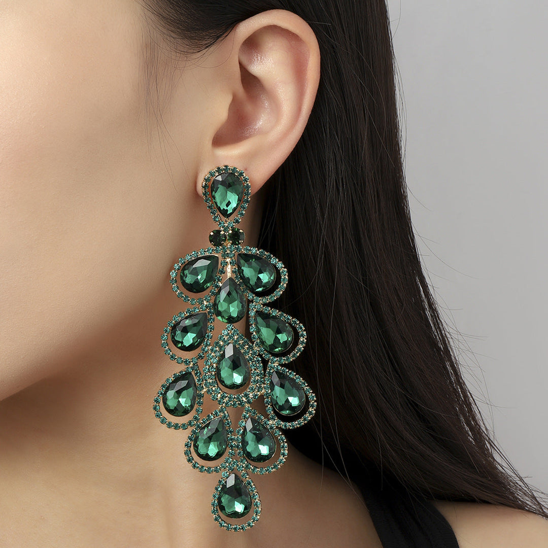 Boucles D'Oreilles Longues et Luxueuses à Strass Exagérés et Élégantes