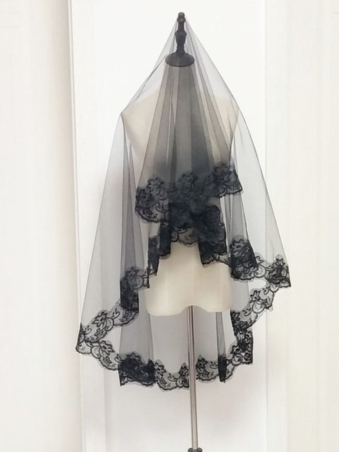 Coiffe en Voile de Dentelle Noire Gothique Punk pour Halloween