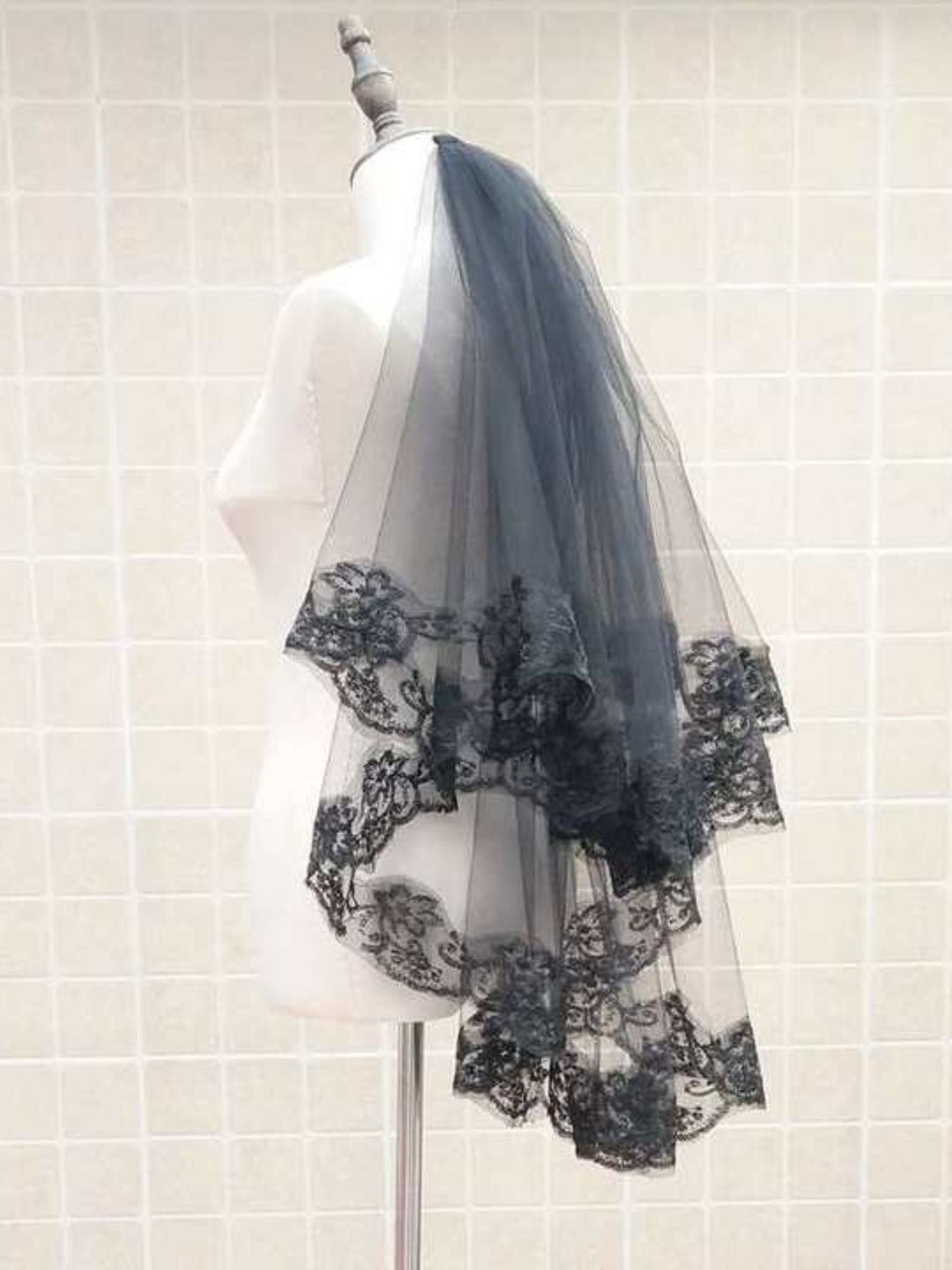 Coiffe en Voile de Dentelle Noire Gothique Punk pour Halloween