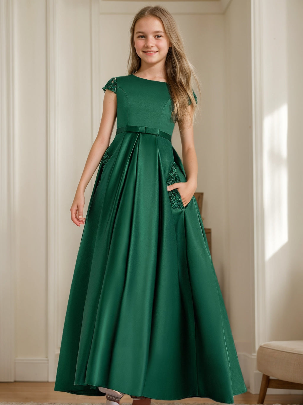 Robes de Demoiselle D'Honneur Junior en Dentelle à Manches Courtes de Forme A-Line/Princess avec Appliques