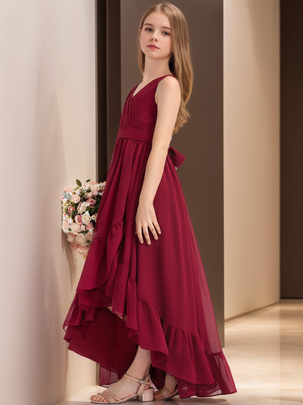 Robe de Demoiselle D'Honneur Junior Fille à Col en V Sans Manches à Plis Hauts et Bas avec Volants