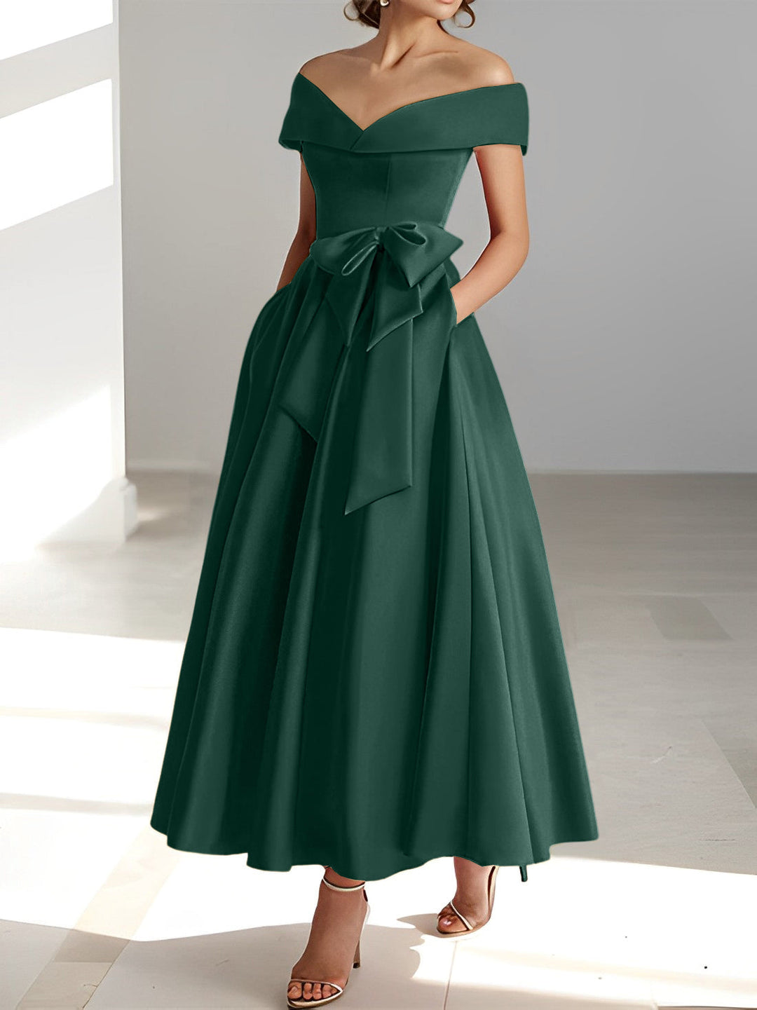 Robe de Mère de la Mariée A-Line/Princess à Épaules Dénudées Sans Manches et Longueur Cheville avec Poches