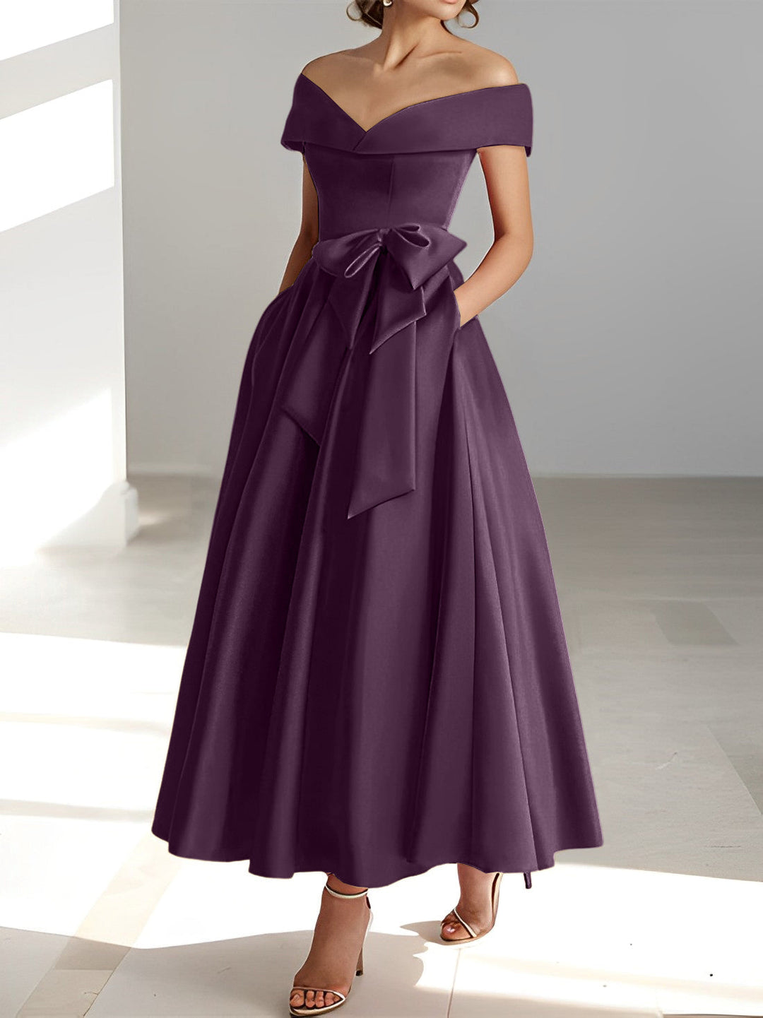 Robe de Mère de la Mariée A-Line/Princess à Épaules Dénudées Sans Manches et Longueur Cheville avec Poches