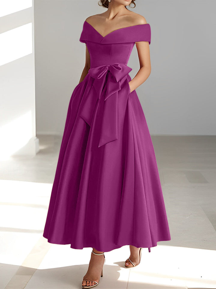Robe de Mère de la Mariée A-Line/Princess à Épaules Dénudées Sans Manches et Longueur Cheville avec Poches