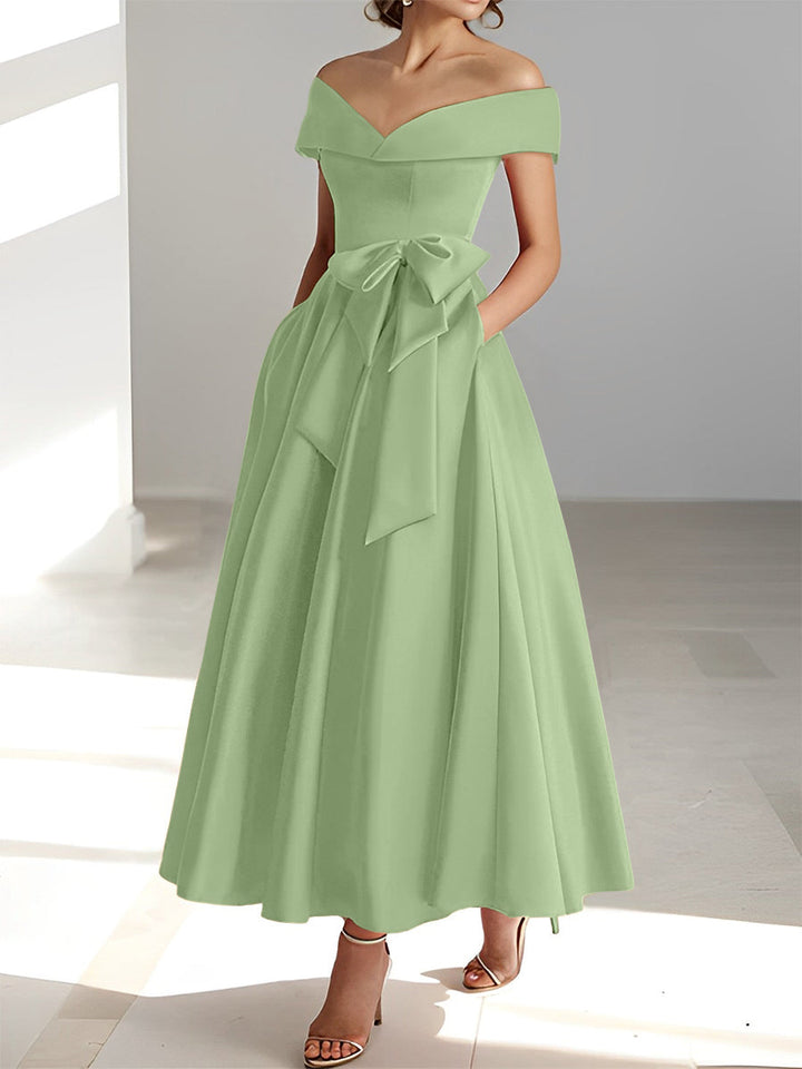 Robe de Mère de la Mariée A-Line/Princess à Épaules Dénudées Sans Manches et Longueur Cheville avec Poches