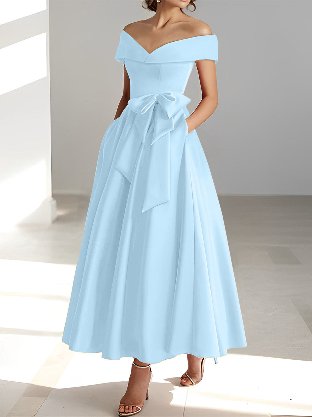 Robe de Mère de la Mariée A-Line/Princess à Épaules Dénudées Sans Manches et Longueur Cheville avec Poches