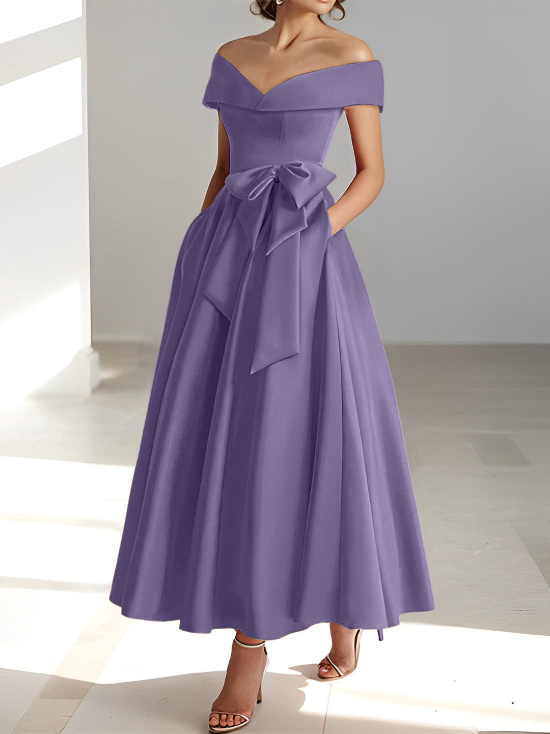 Robe de Mère de la Mariée A-Line/Princess à Épaules Dénudées Sans Manches et Longueur Cheville avec Poches