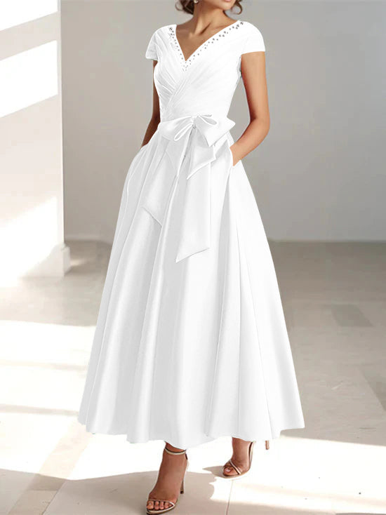 Robe de Mère de la Mariée Coupe A-Line/Princess, Col en V, Manches Courtes, Longueur Cheville, avec Poches et Volants