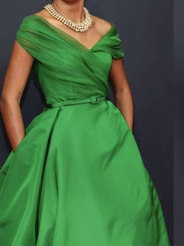 Robe de Mère de la Mariée en A-Line Sans Manches, Épaules Dénudées, Longueur Cheville, Froncée