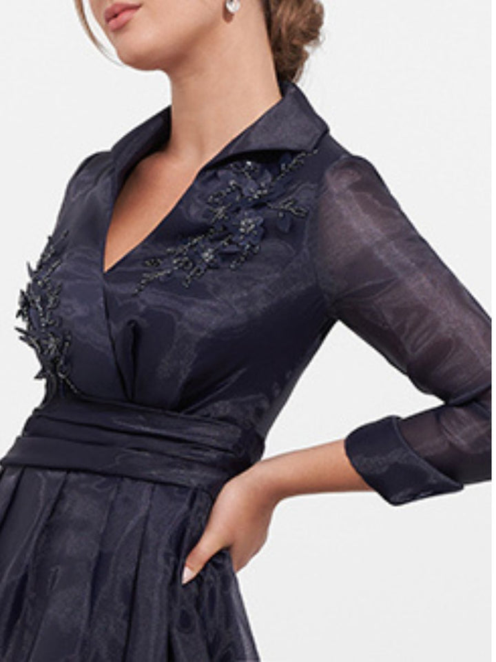 Robe de Mère de la Mariée Coupe A-Line, Col en V, Manches 3/4, Longueur Au Sol, avec Appliques et Fente Latérale